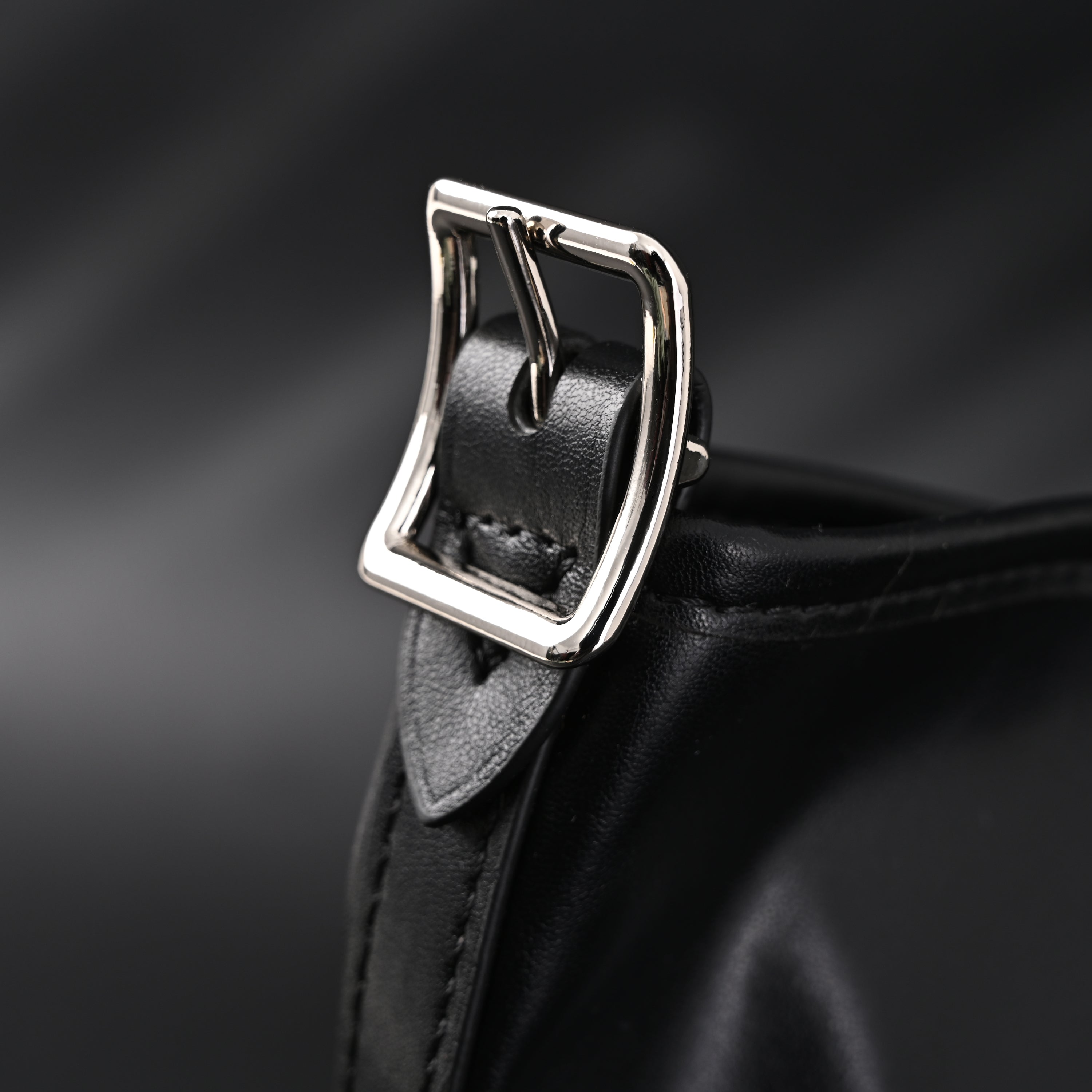 Louis Vuitton Black Mahina Leather Hobo Shoulder Bag